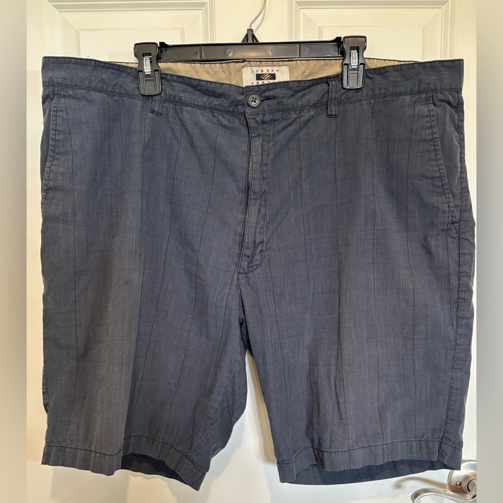 Men’s Joseph Abboud Navy Shorts EUC 44 Sporty Casual Lightweight Cotton